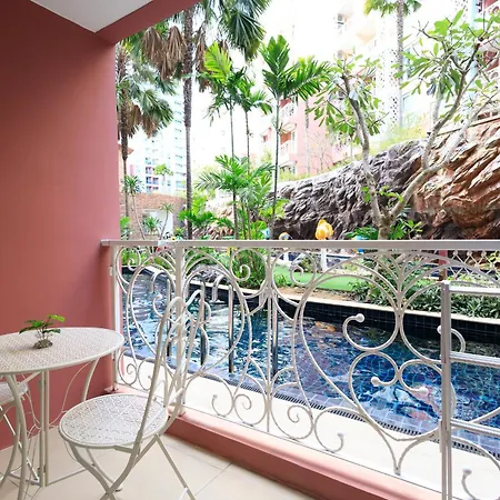 Grande Caribbean - 1-Br-Apartment, Own Pool Access